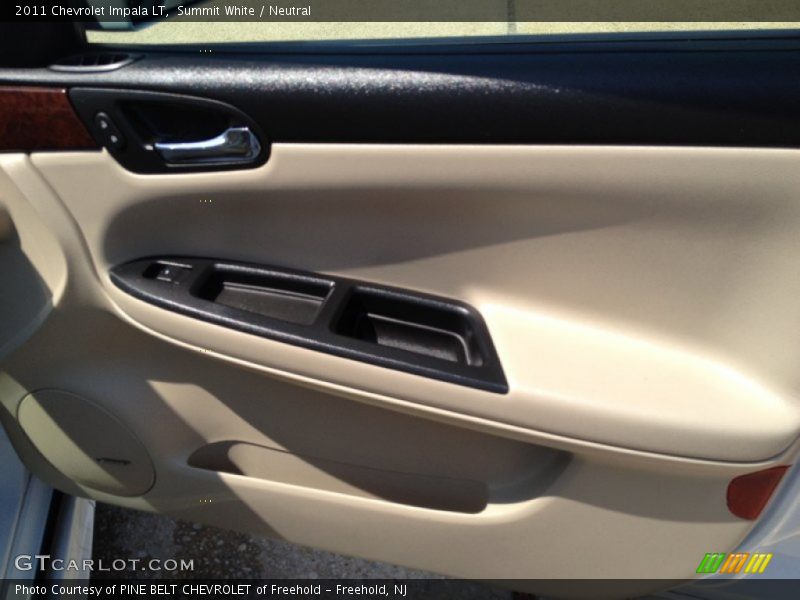 Summit White / Neutral 2011 Chevrolet Impala LT