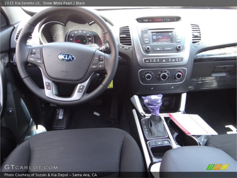 Snow White Pearl / Black 2015 Kia Sorento LX