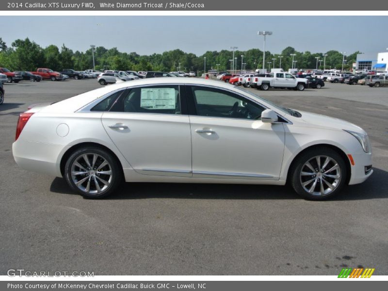 White Diamond Tricoat / Shale/Cocoa 2014 Cadillac XTS Luxury FWD
