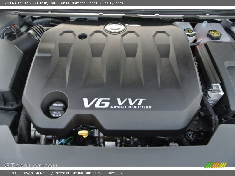 White Diamond Tricoat / Shale/Cocoa 2014 Cadillac XTS Luxury FWD