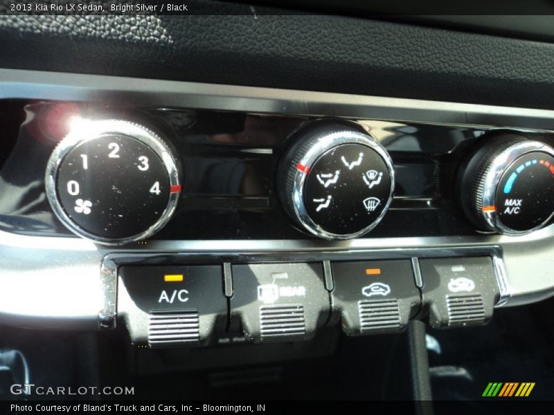 Bright Silver / Black 2013 Kia Rio LX Sedan