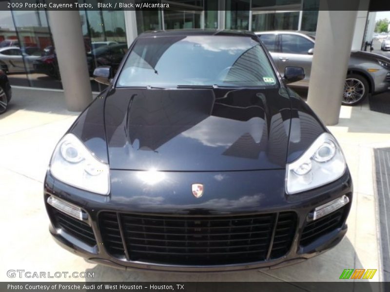 Black / Black w/Alcantara 2009 Porsche Cayenne Turbo