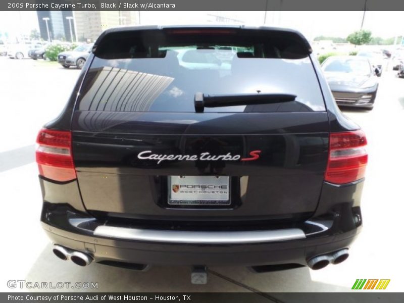 Black / Black w/Alcantara 2009 Porsche Cayenne Turbo