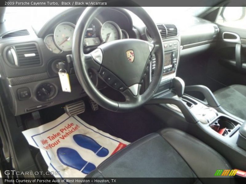 Black / Black w/Alcantara 2009 Porsche Cayenne Turbo