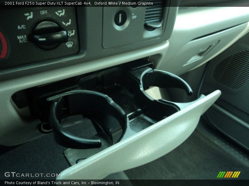 Oxford White / Medium Graphite 2001 Ford F250 Super Duty XLT SuperCab 4x4