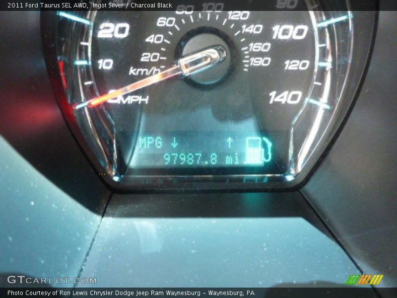 Ingot Silver / Charcoal Black 2011 Ford Taurus SEL AWD