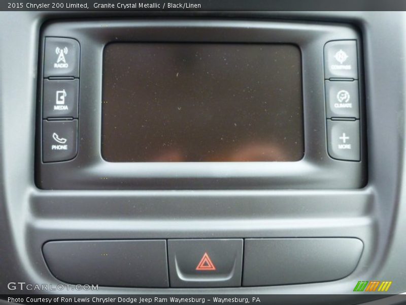 Granite Crystal Metallic / Black/Linen 2015 Chrysler 200 Limited