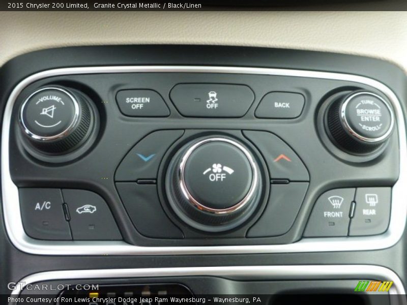 Granite Crystal Metallic / Black/Linen 2015 Chrysler 200 Limited