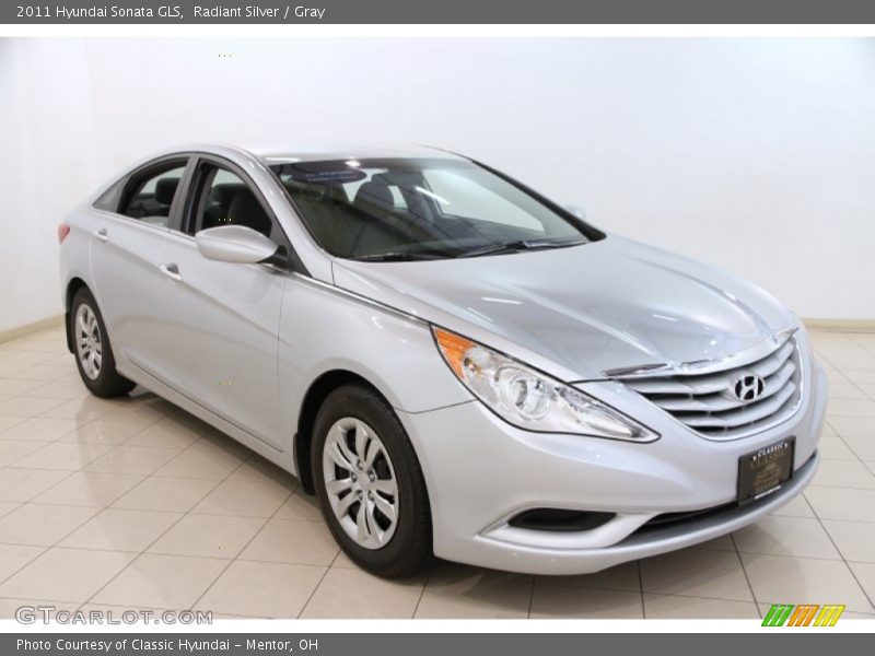 Radiant Silver / Gray 2011 Hyundai Sonata GLS