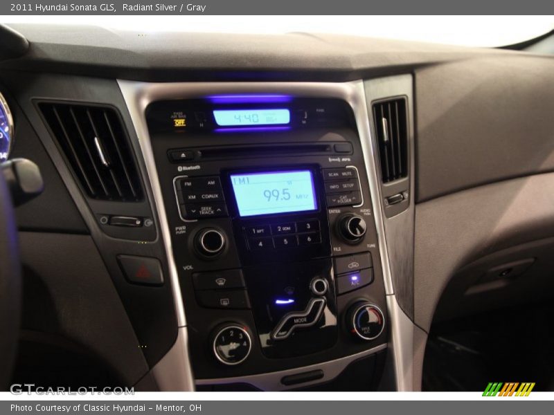 Radiant Silver / Gray 2011 Hyundai Sonata GLS