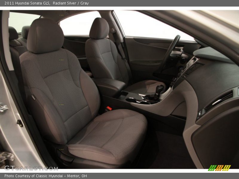 Radiant Silver / Gray 2011 Hyundai Sonata GLS