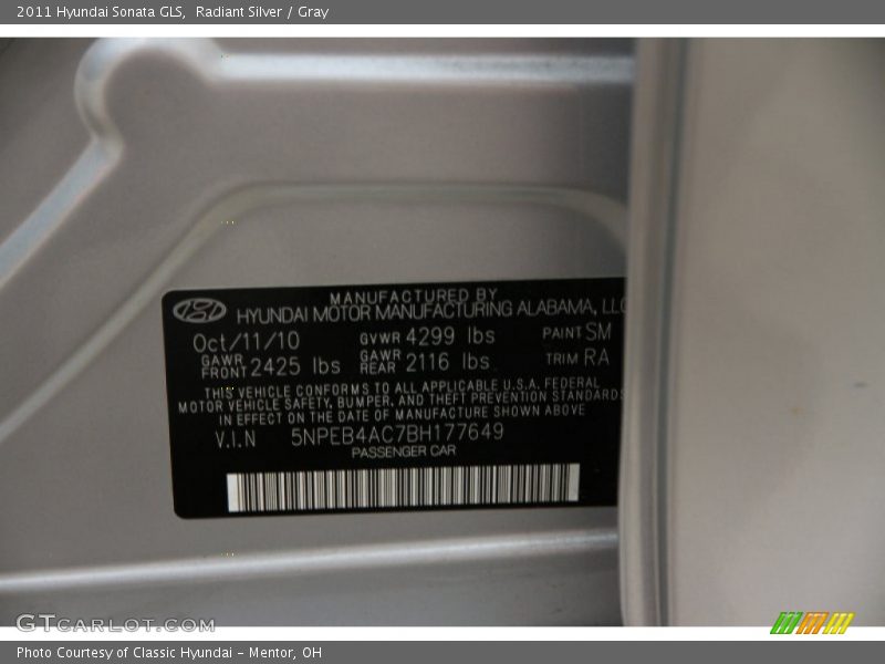 Radiant Silver / Gray 2011 Hyundai Sonata GLS