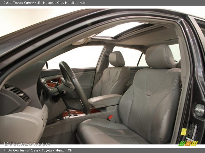 Magnetic Gray Metallic / Ash 2011 Toyota Camry XLE