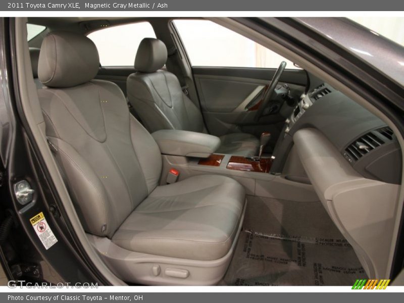 Magnetic Gray Metallic / Ash 2011 Toyota Camry XLE
