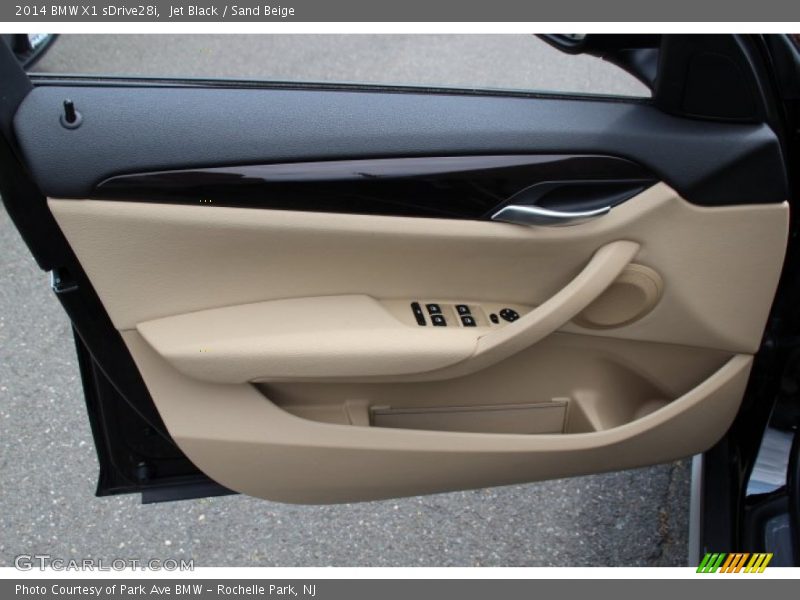 Jet Black / Sand Beige 2014 BMW X1 sDrive28i