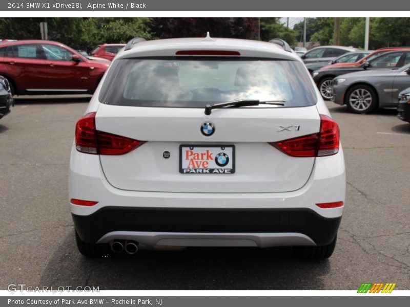 Alpine White / Black 2014 BMW X1 xDrive28i