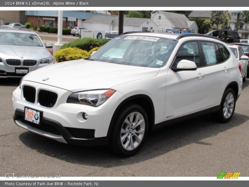 Alpine White / Black 2014 BMW X1 xDrive28i