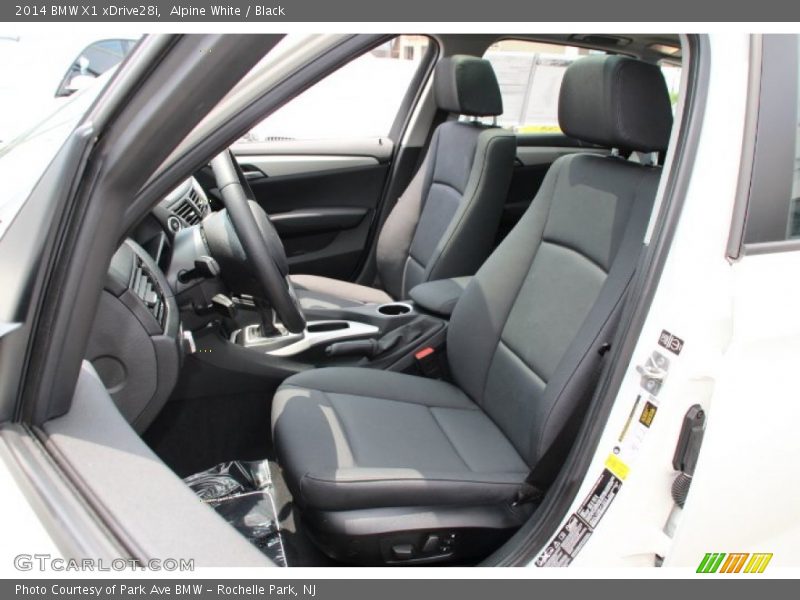 Alpine White / Black 2014 BMW X1 xDrive28i