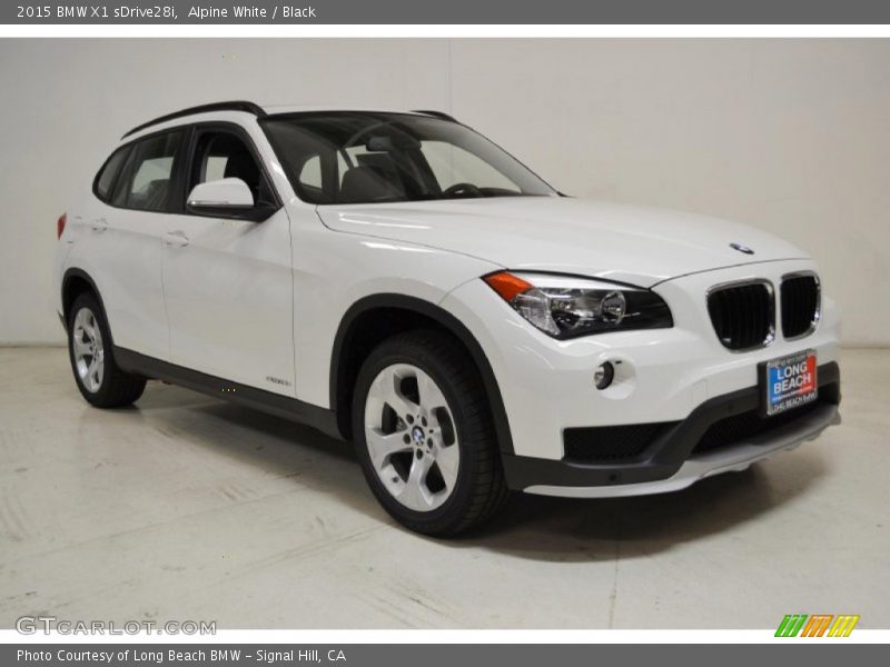 Alpine White / Black 2015 BMW X1 sDrive28i