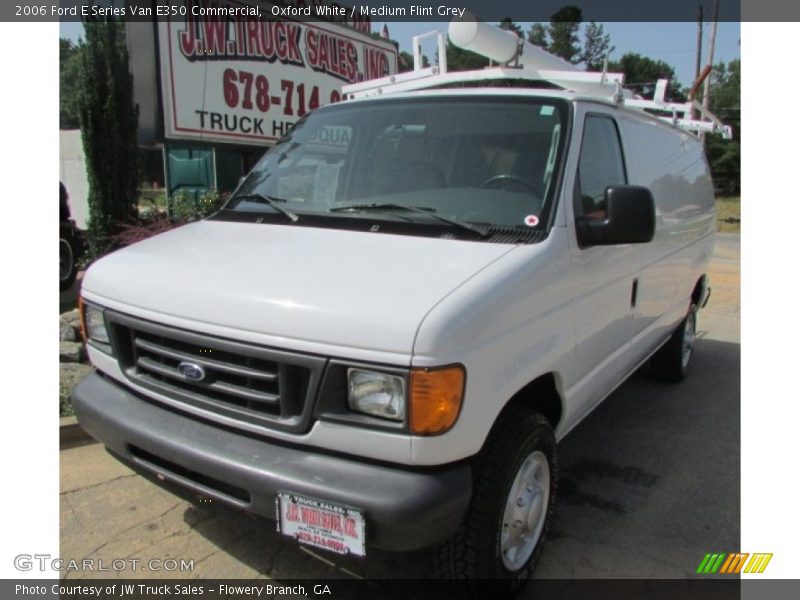 Oxford White / Medium Flint Grey 2006 Ford E Series Van E350 Commercial