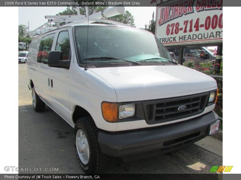 Oxford White / Medium Flint Grey 2006 Ford E Series Van E350 Commercial