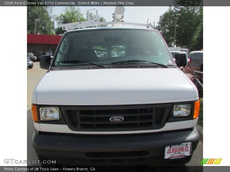 Oxford White / Medium Flint Grey 2006 Ford E Series Van E350 Commercial