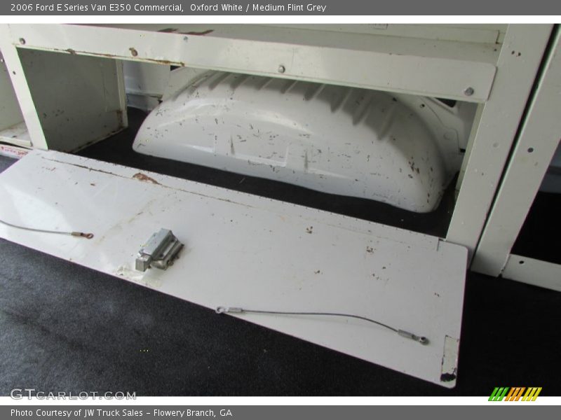 Oxford White / Medium Flint Grey 2006 Ford E Series Van E350 Commercial