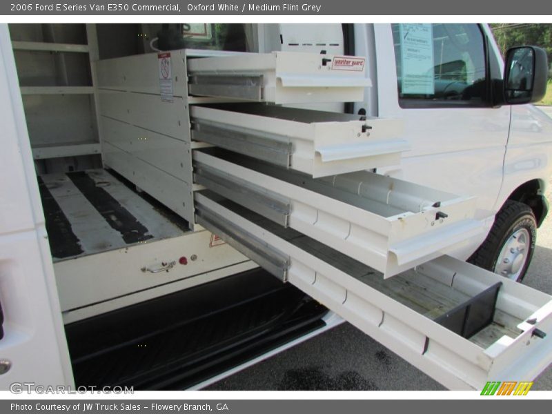 Oxford White / Medium Flint Grey 2006 Ford E Series Van E350 Commercial