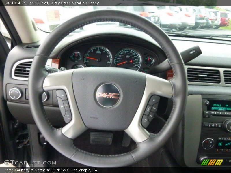  2011 Yukon SLE 4x4 Steering Wheel