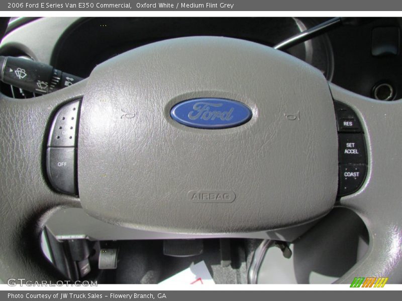 Oxford White / Medium Flint Grey 2006 Ford E Series Van E350 Commercial