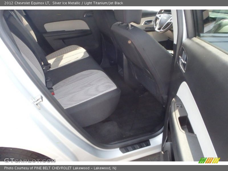 Silver Ice Metallic / Light Titanium/Jet Black 2012 Chevrolet Equinox LT