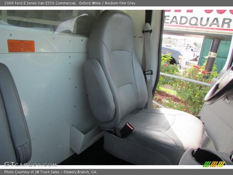 Oxford White / Medium Flint Grey 2006 Ford E Series Van E350 Commercial