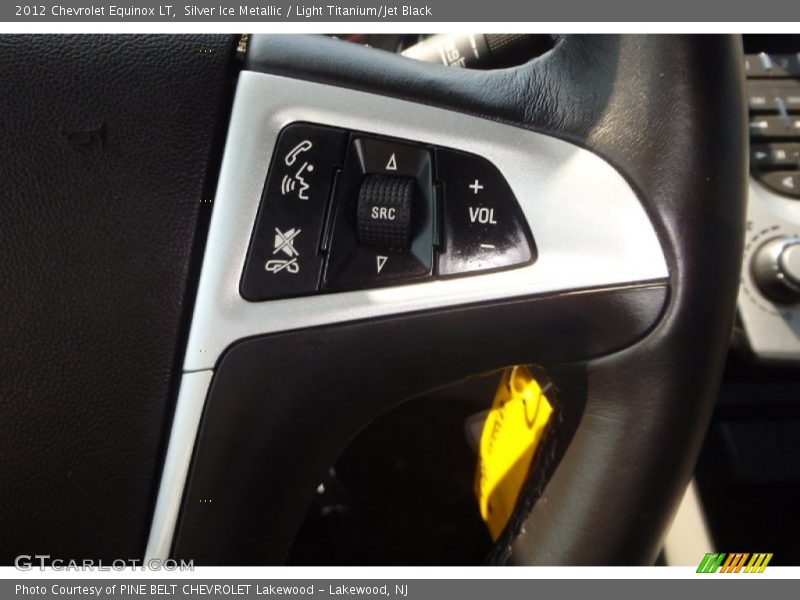 Silver Ice Metallic / Light Titanium/Jet Black 2012 Chevrolet Equinox LT