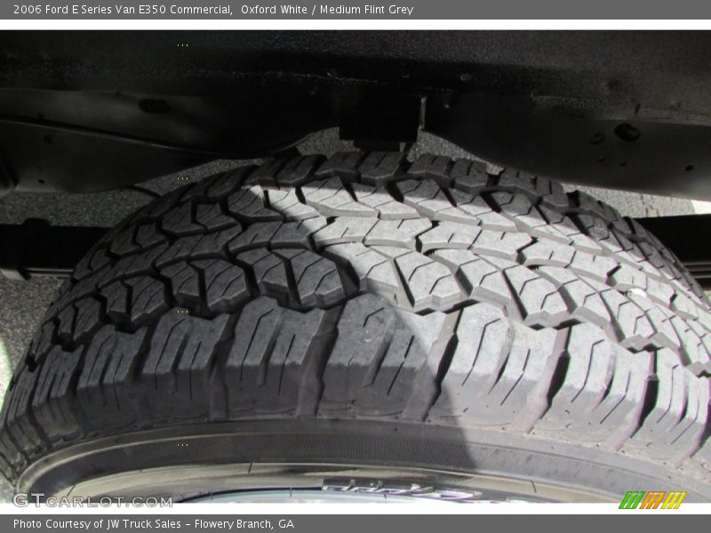Oxford White / Medium Flint Grey 2006 Ford E Series Van E350 Commercial