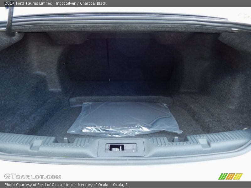 Ingot Silver / Charcoal Black 2014 Ford Taurus Limited