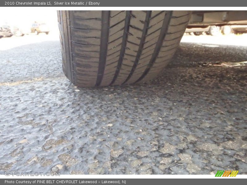 Silver Ice Metallic / Ebony 2010 Chevrolet Impala LS