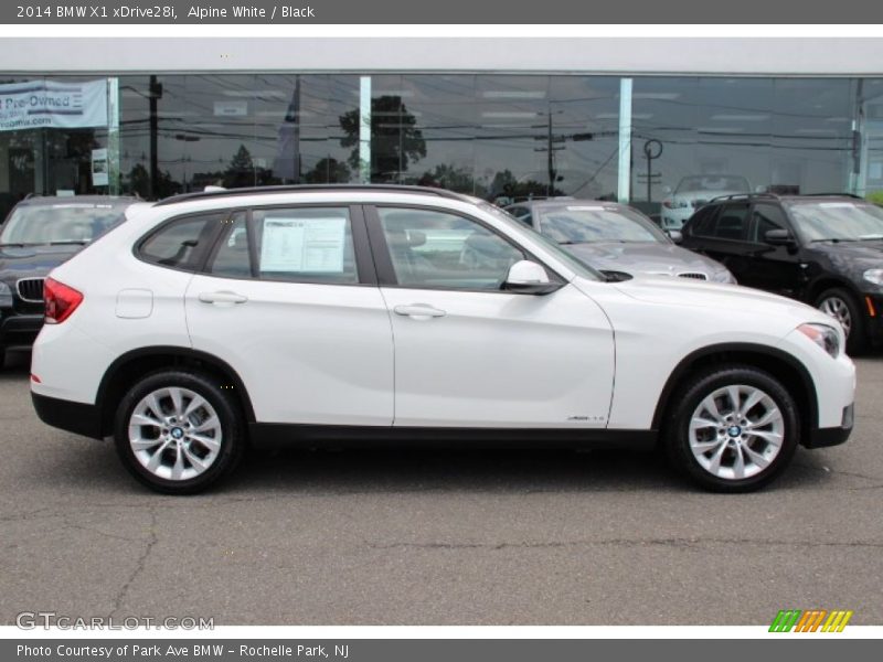 Alpine White / Black 2014 BMW X1 xDrive28i