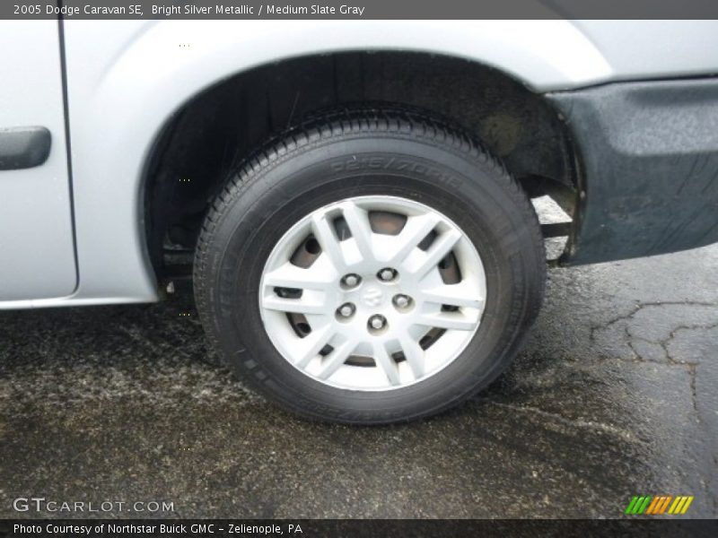Bright Silver Metallic / Medium Slate Gray 2005 Dodge Caravan SE