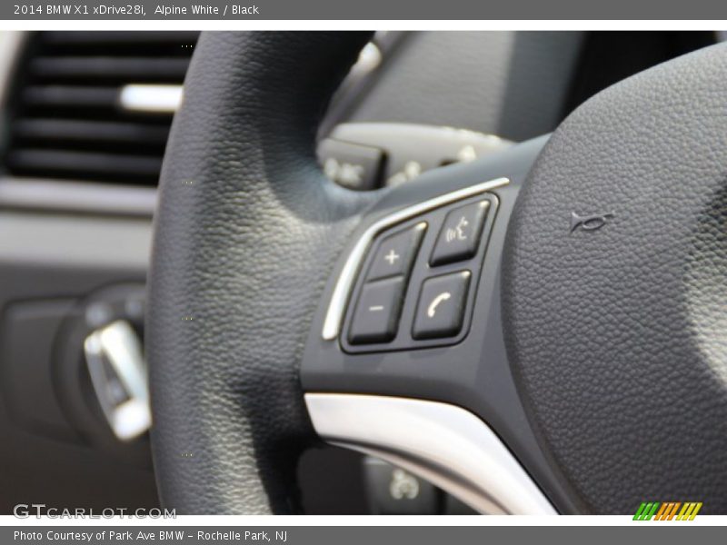 Alpine White / Black 2014 BMW X1 xDrive28i