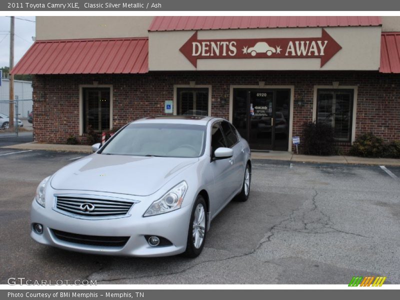 Classic Silver Metallic / Ash 2011 Toyota Camry XLE