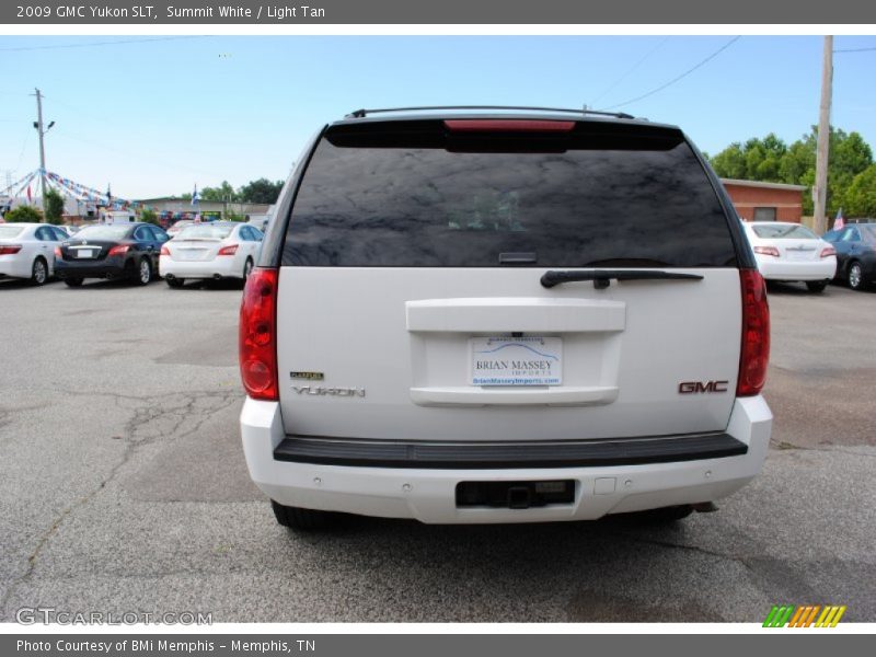 Summit White / Light Tan 2009 GMC Yukon SLT
