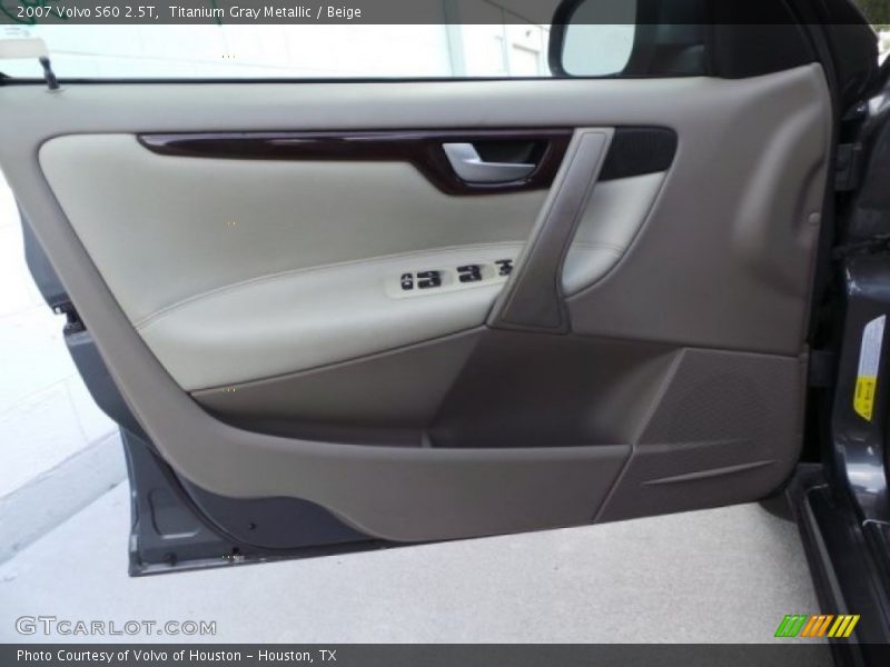 Titanium Gray Metallic / Beige 2007 Volvo S60 2.5T