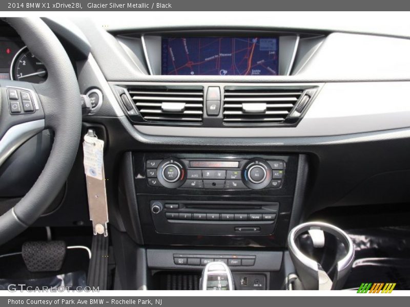 Glacier Silver Metallic / Black 2014 BMW X1 xDrive28i