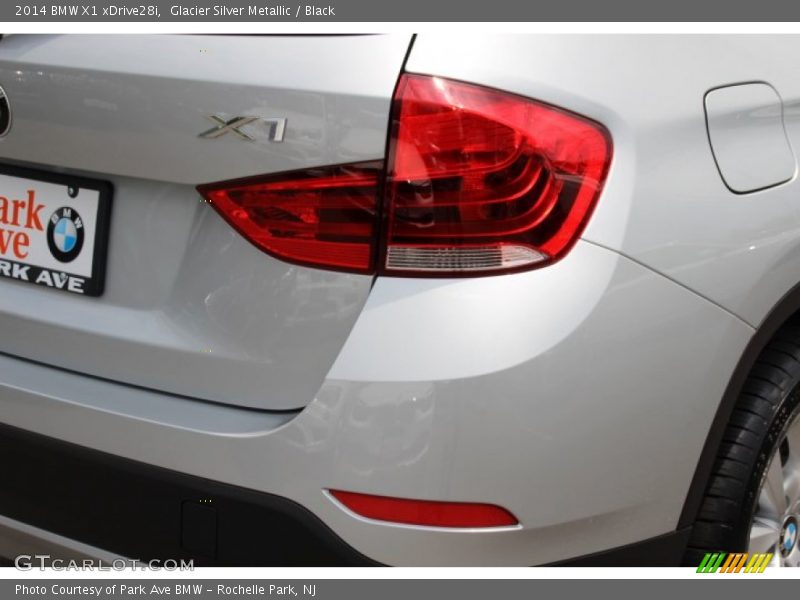Glacier Silver Metallic / Black 2014 BMW X1 xDrive28i