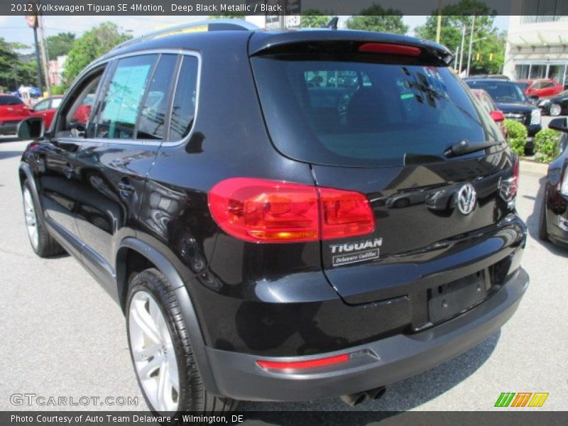 Deep Black Metallic / Black 2012 Volkswagen Tiguan SE 4Motion