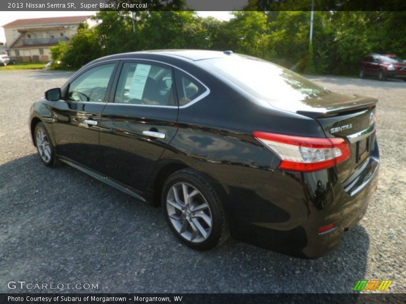 Super Black / Charcoal 2013 Nissan Sentra SR