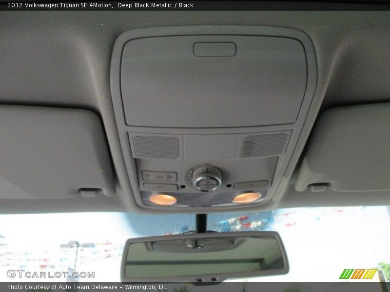 Deep Black Metallic / Black 2012 Volkswagen Tiguan SE 4Motion
