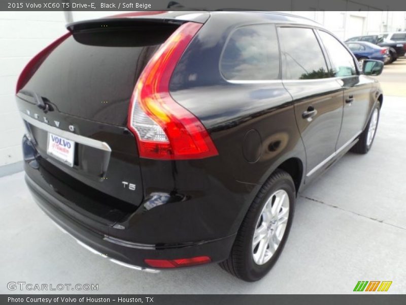 Black / Soft Beige 2015 Volvo XC60 T5 Drive-E