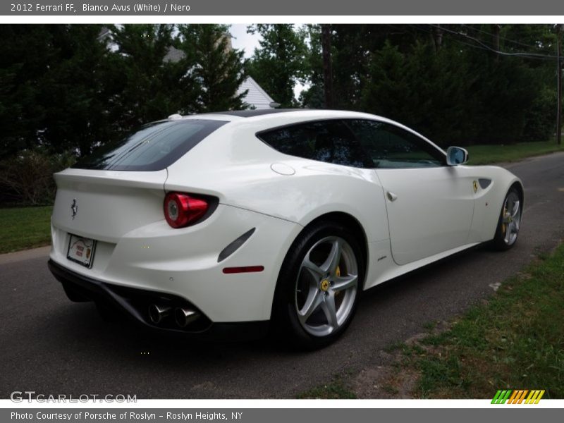 Bianco Avus (White) / Nero 2012 Ferrari FF