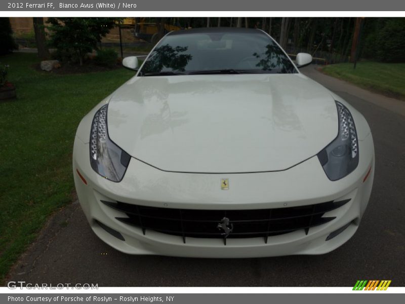 Bianco Avus (White) / Nero 2012 Ferrari FF